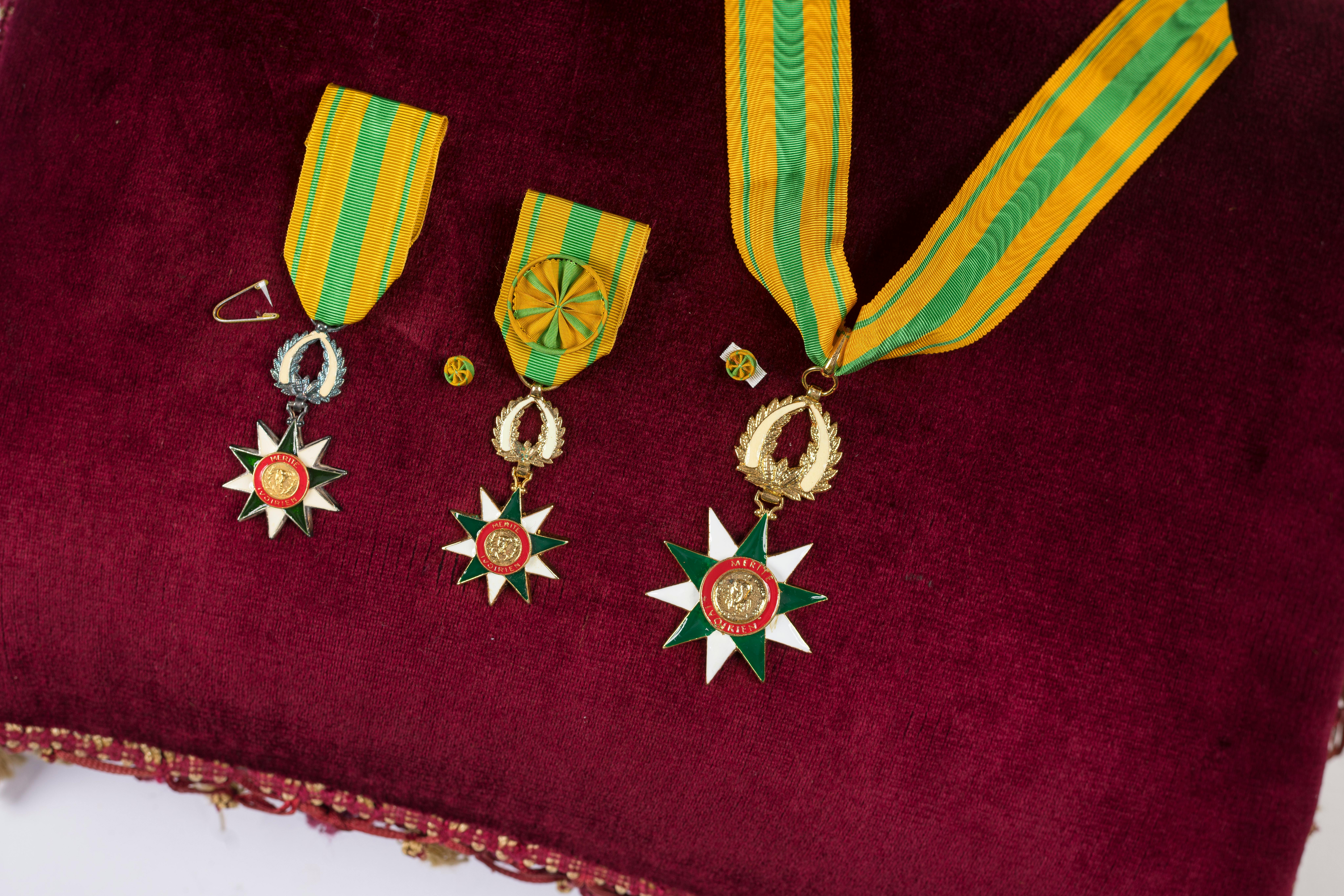 3 PREMIERS GRADES OMI