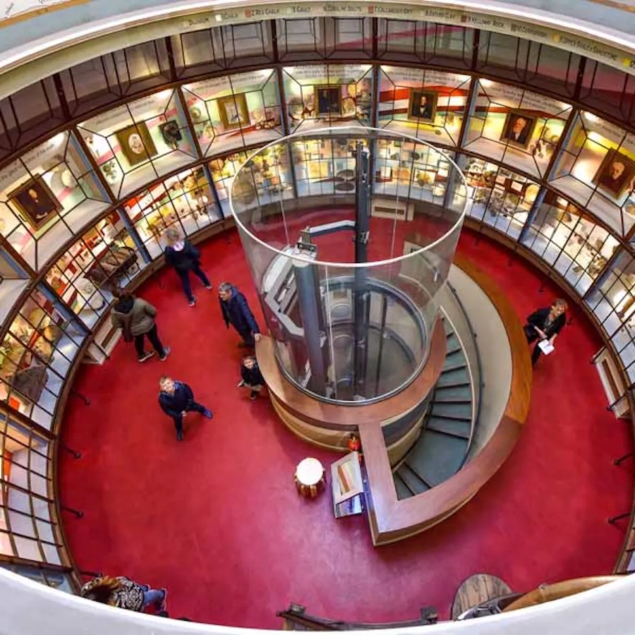 Scarborough's Rotunda Museum - unique design to house Jurassic fossils ...