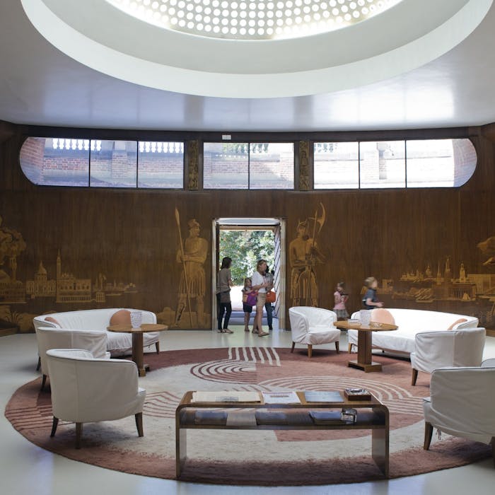 Eltham Palace - celebration of the Jazz Age added to a Tudor palace