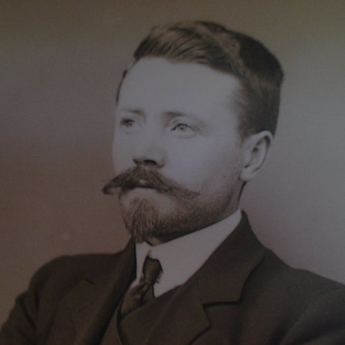 Ernest 'Chinese' Wilson - botanist adventurer and plant hunter