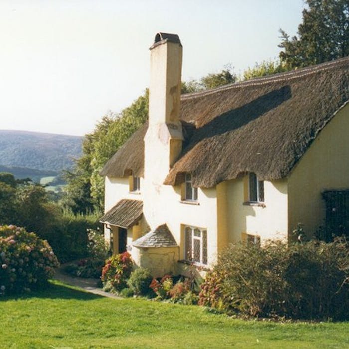 Selworthy - a peaceful spot on Exmoor for a cream tea