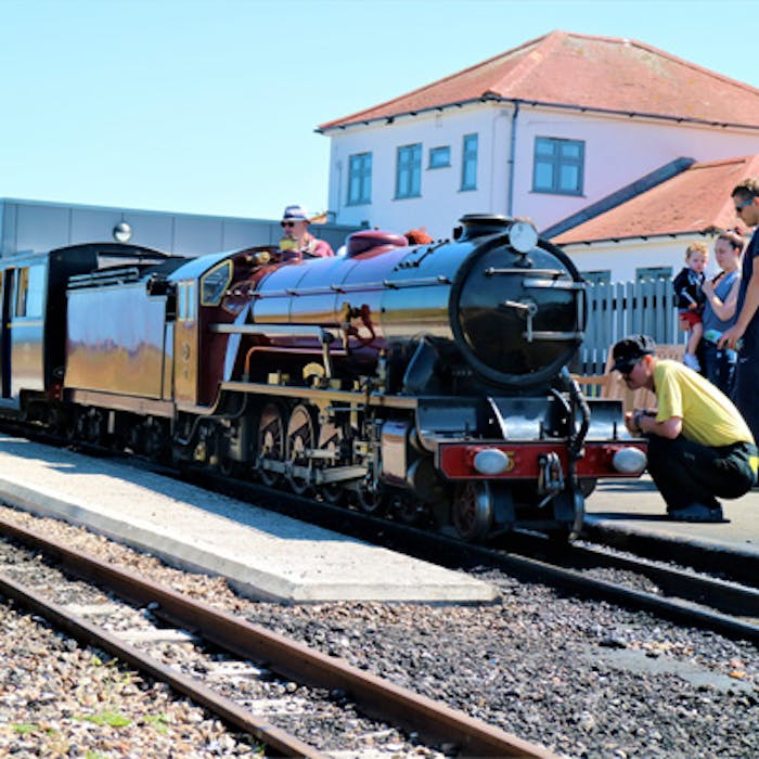 Romney, Hythe & Dymchurch Railway - Kent's miniature train set
