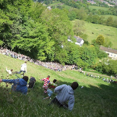 Cooper's Hill annual Cheese-Rolling contest, Gloucestershire
