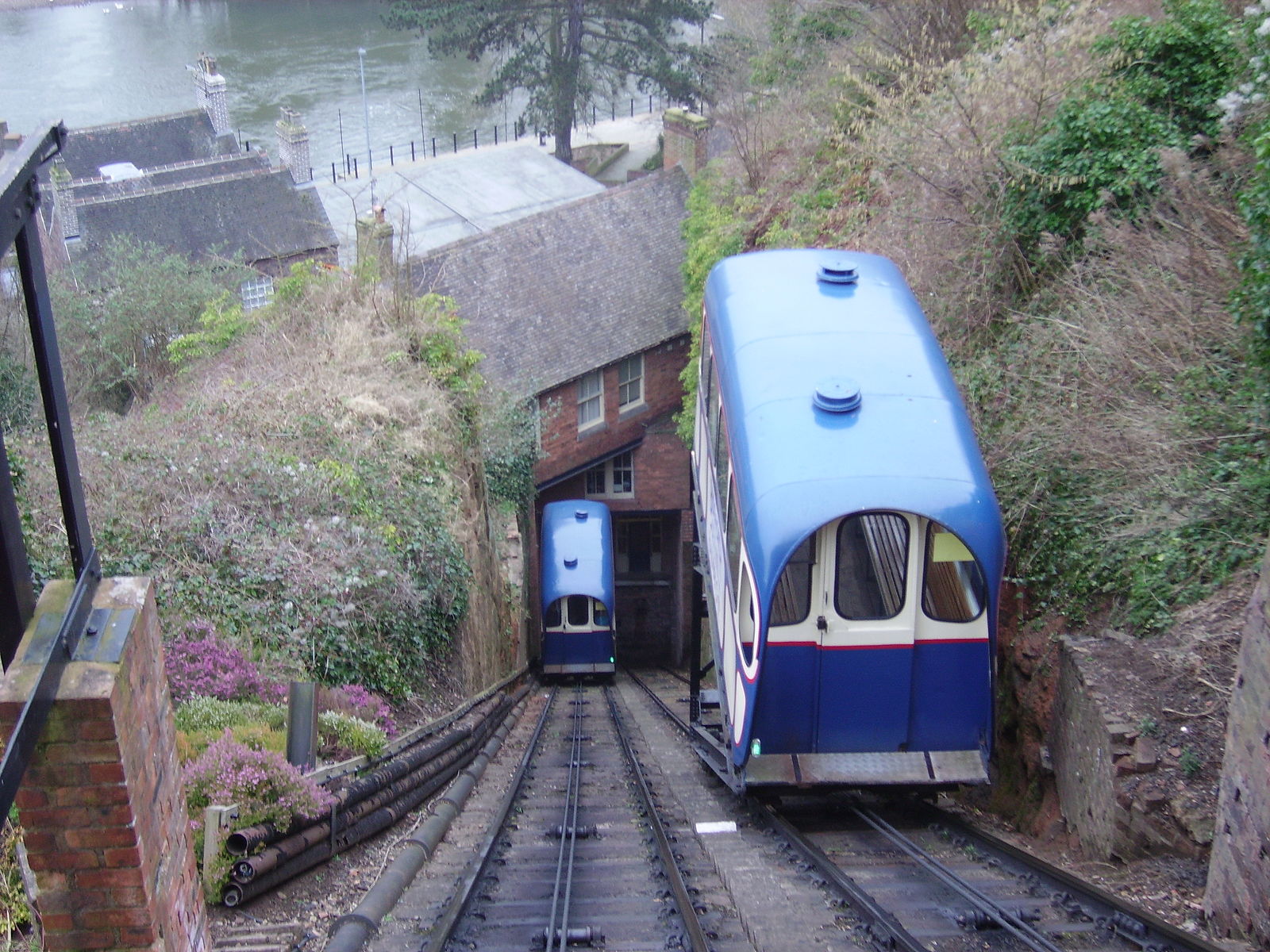 Bridgnorth Cliff Railway - linking the top and bottom of a town