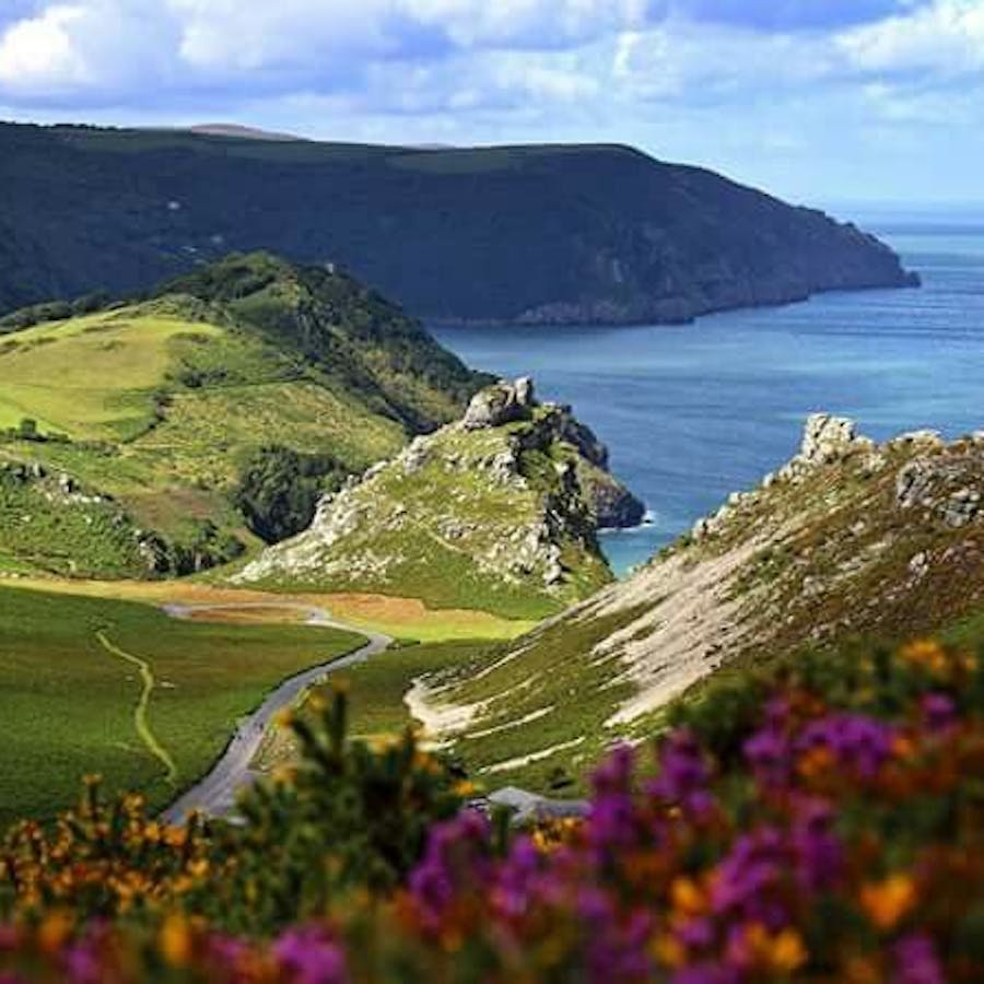 The Valley of the Rocks - dramatic and romantic north Devon landscape ...