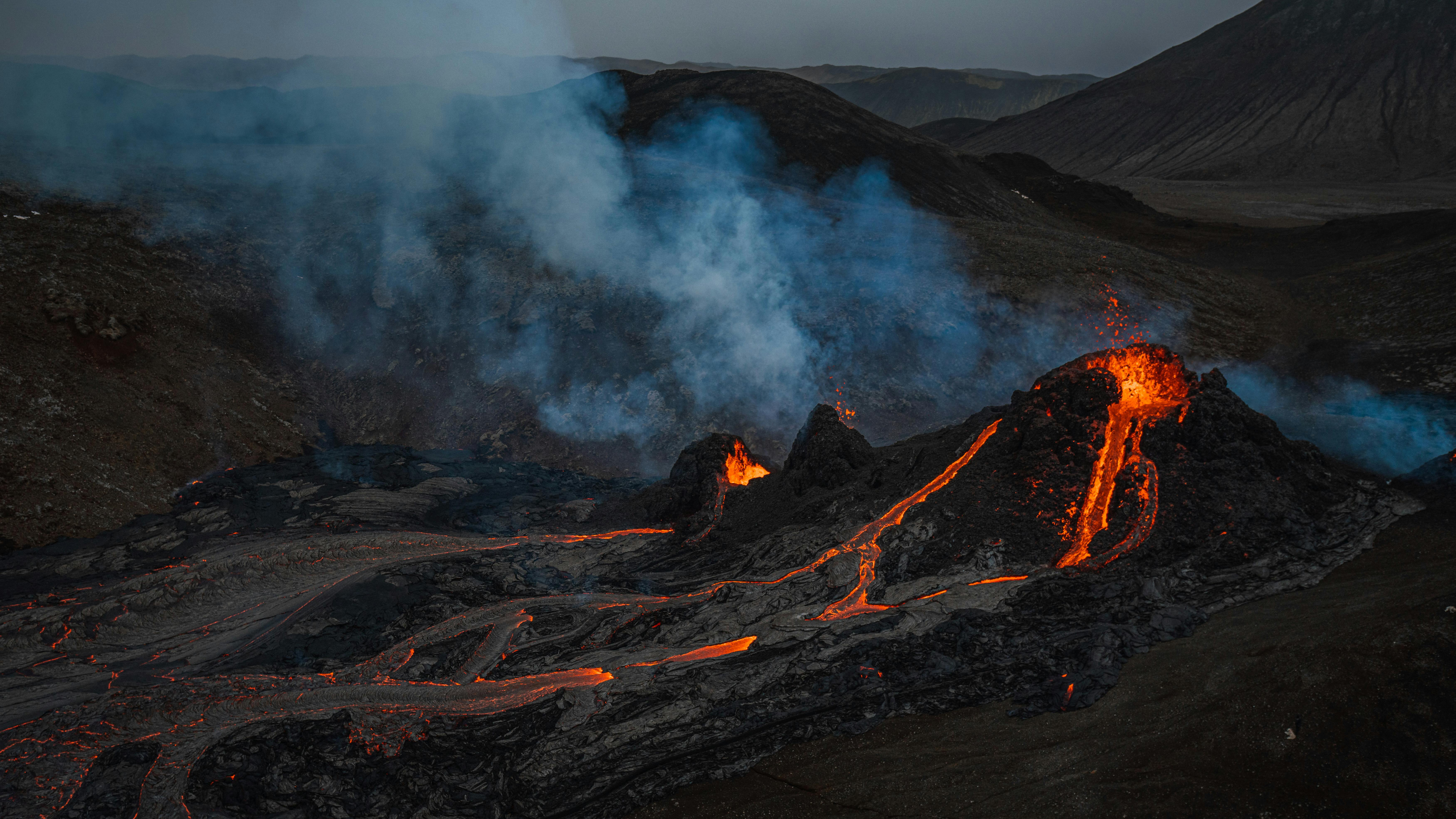 A video from the eruption