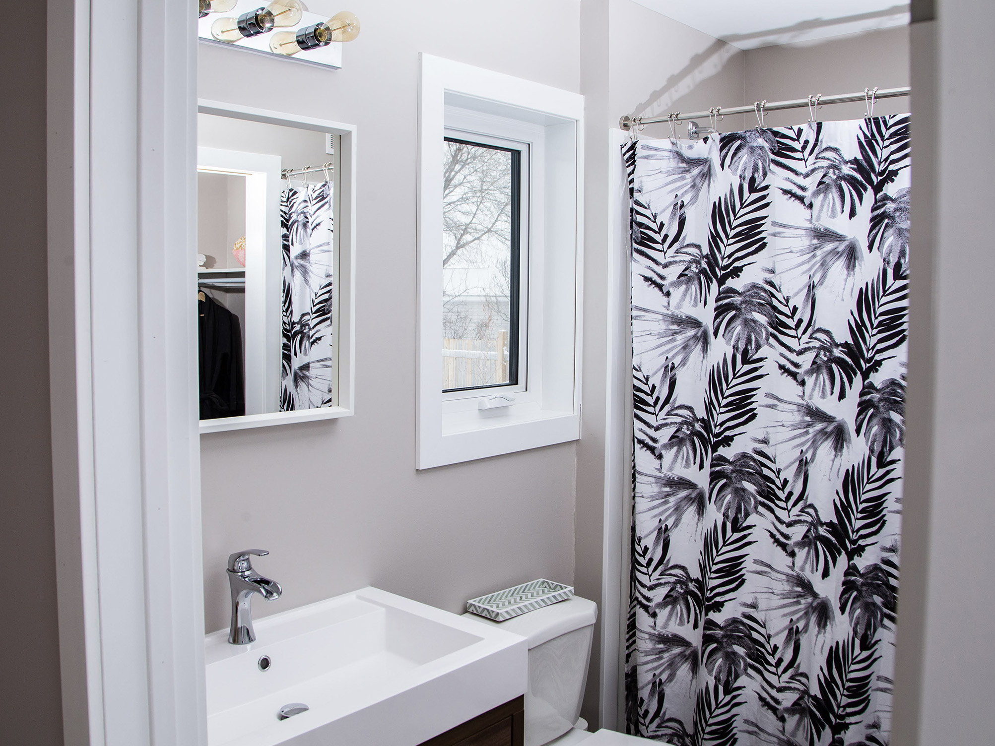 manitoba custom rtm built washroom