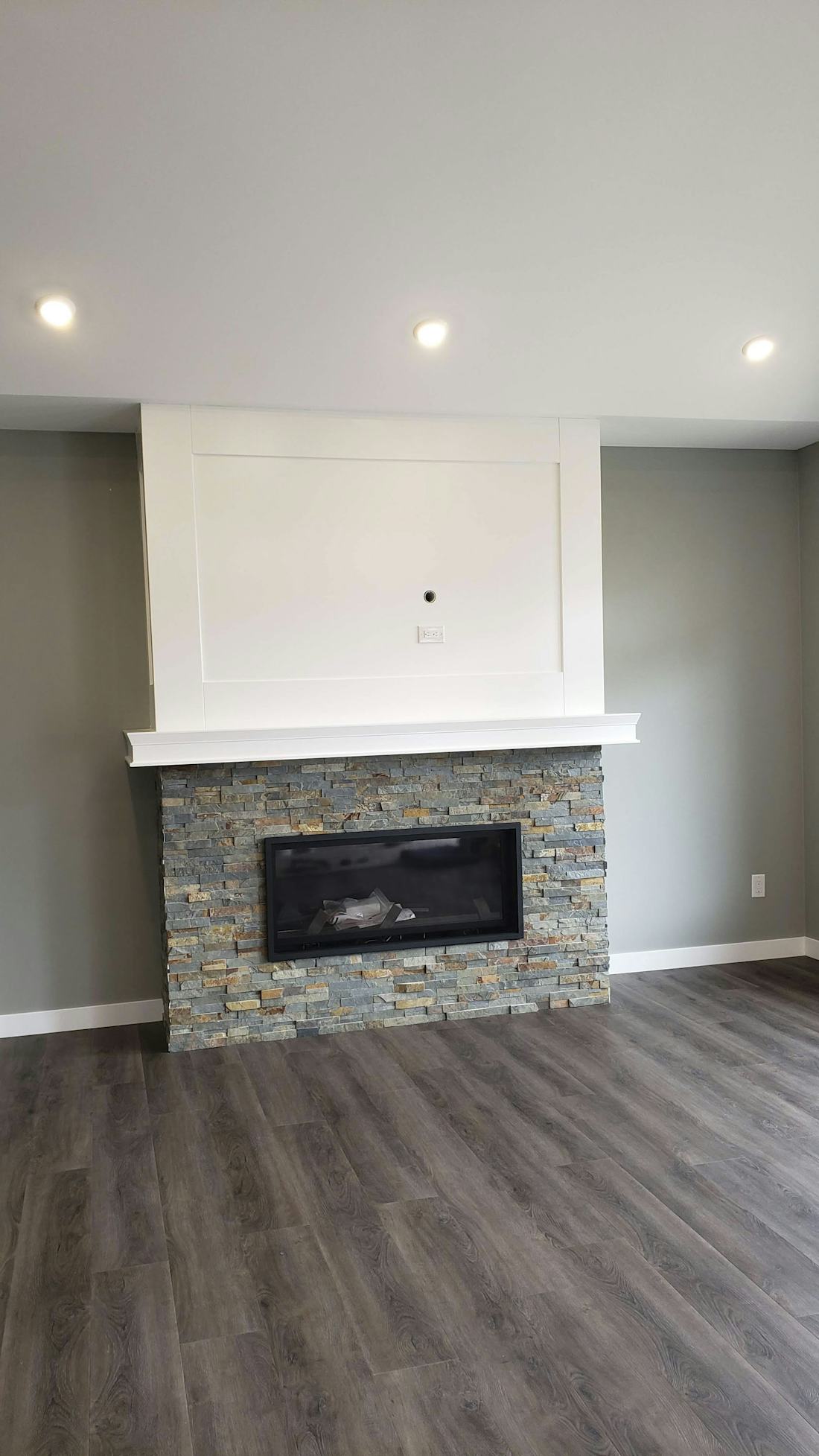 custom-movable-homes-fireplace