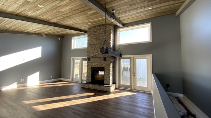 custom-pre-built-home-livingroom