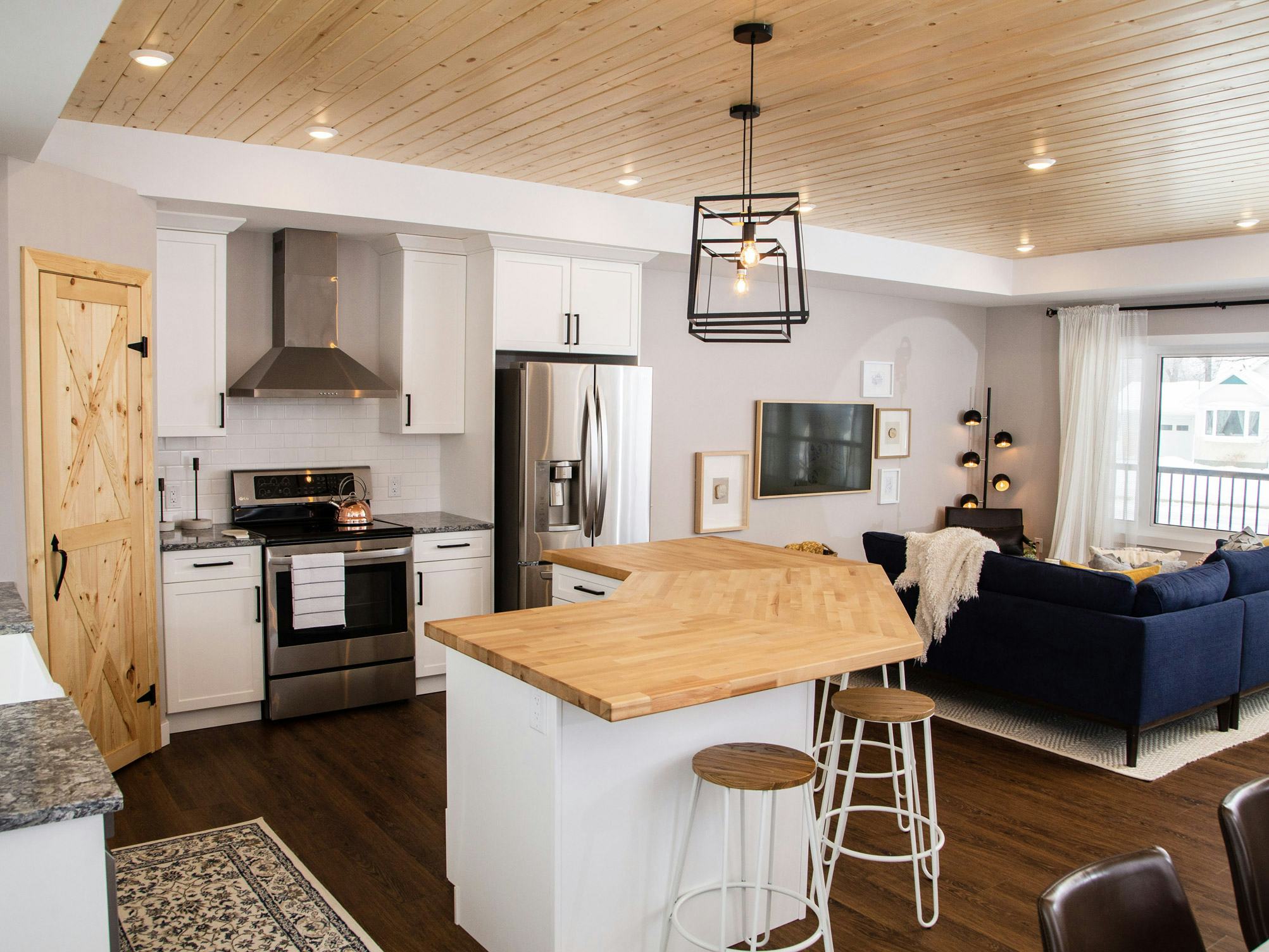 manitoba custom built home