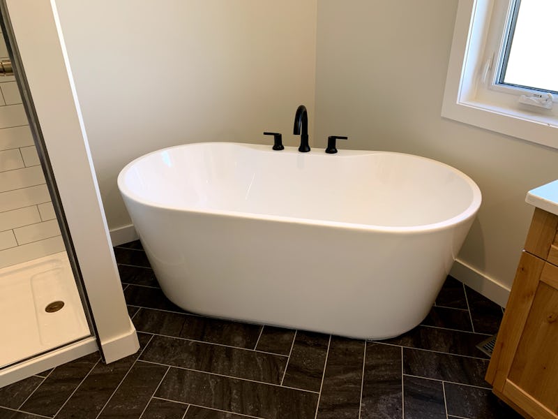 custom home builder tub