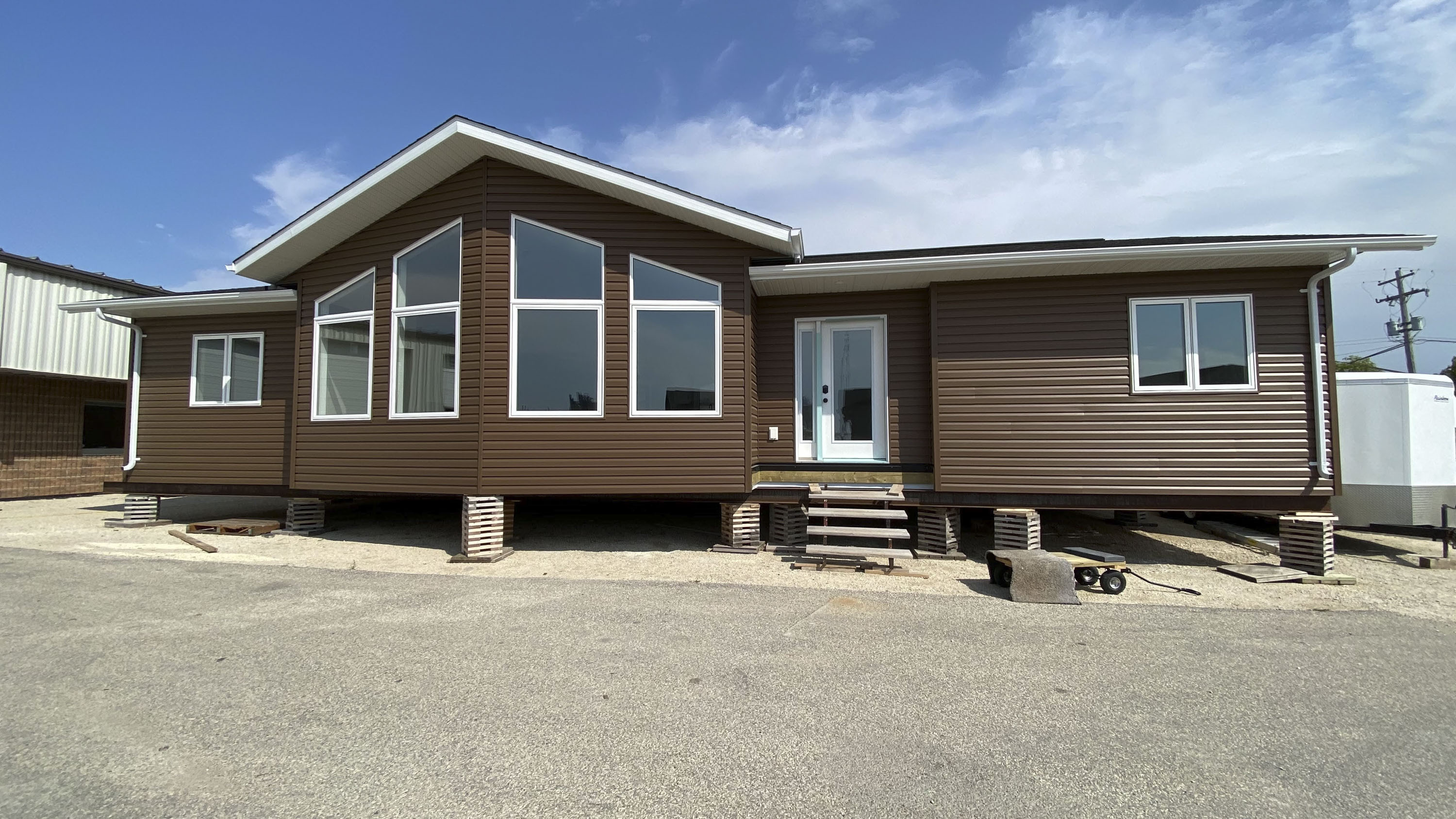 custom-ready-to-move-home-exterior