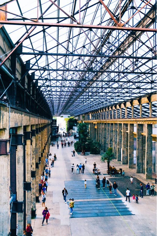 la halle des machines de l'île à Nantes