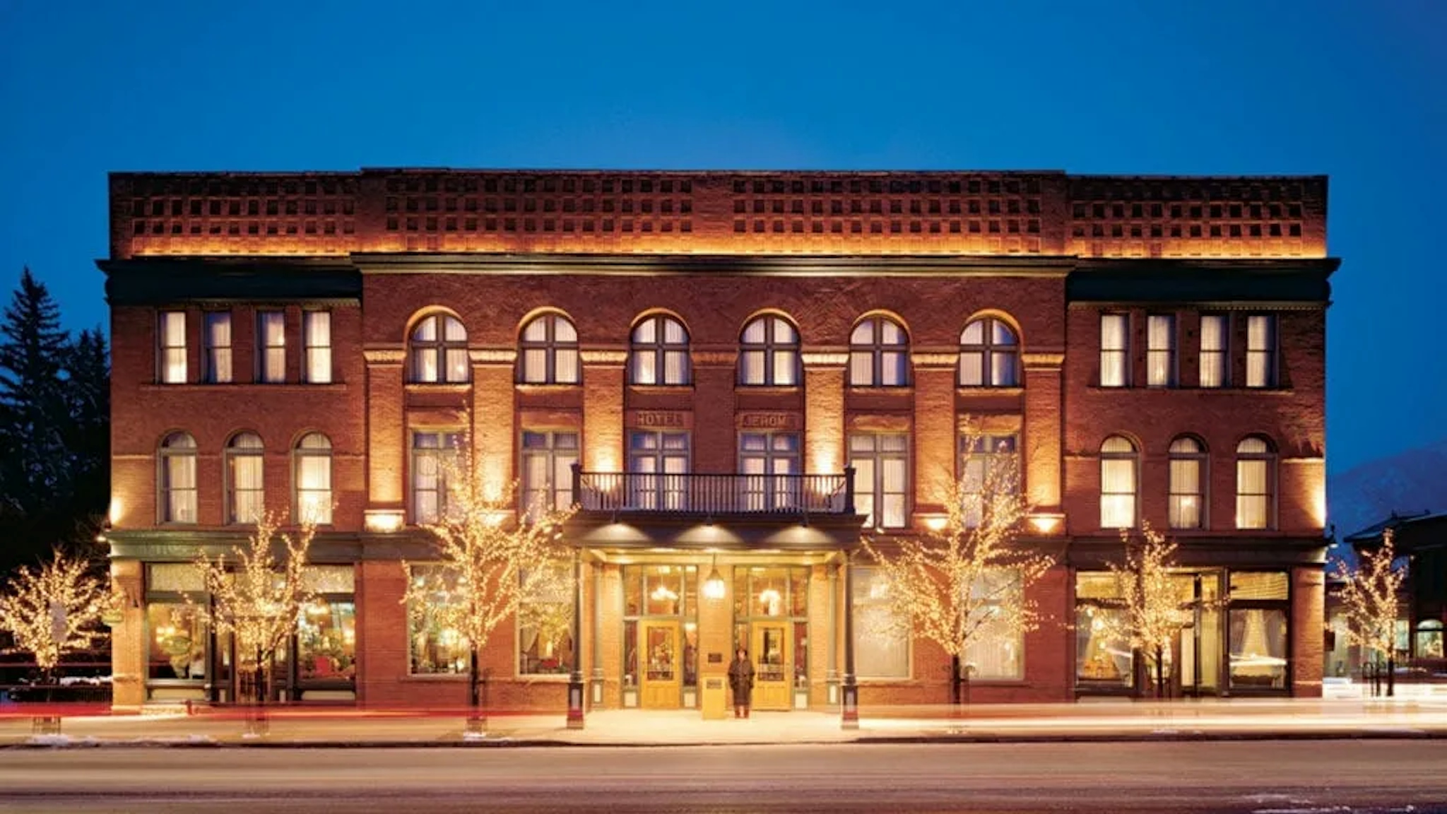 Hotel Jerome in the heart of Aspen village