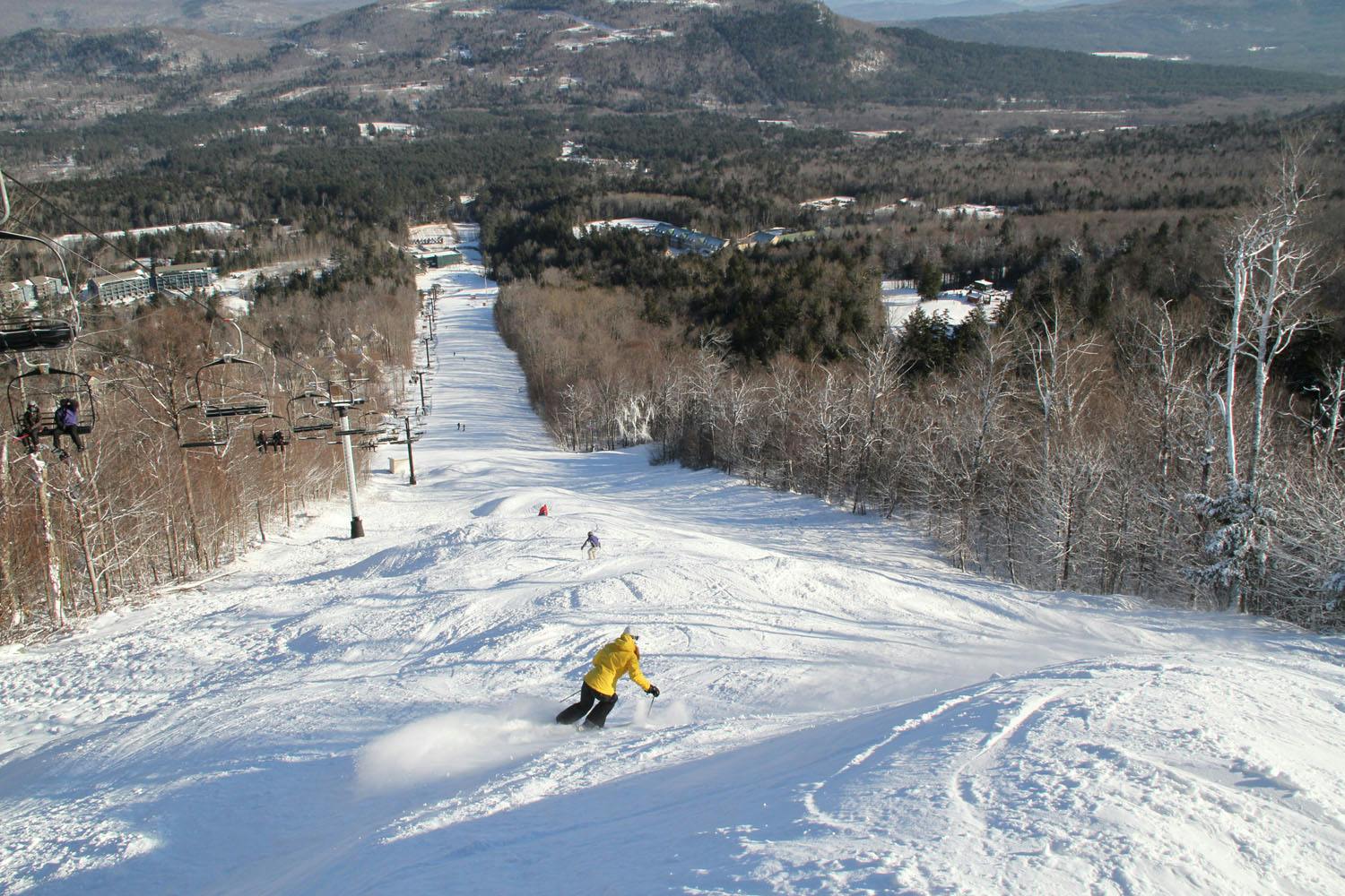 Morning ski session at Sunday River Resort