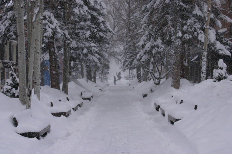 Aspen Extended Stay ski vacation