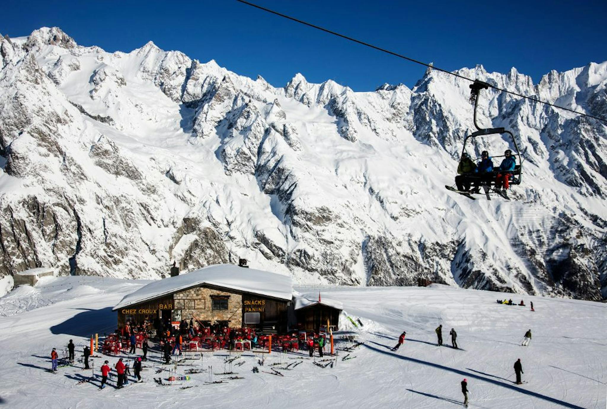 courmayeur skiing