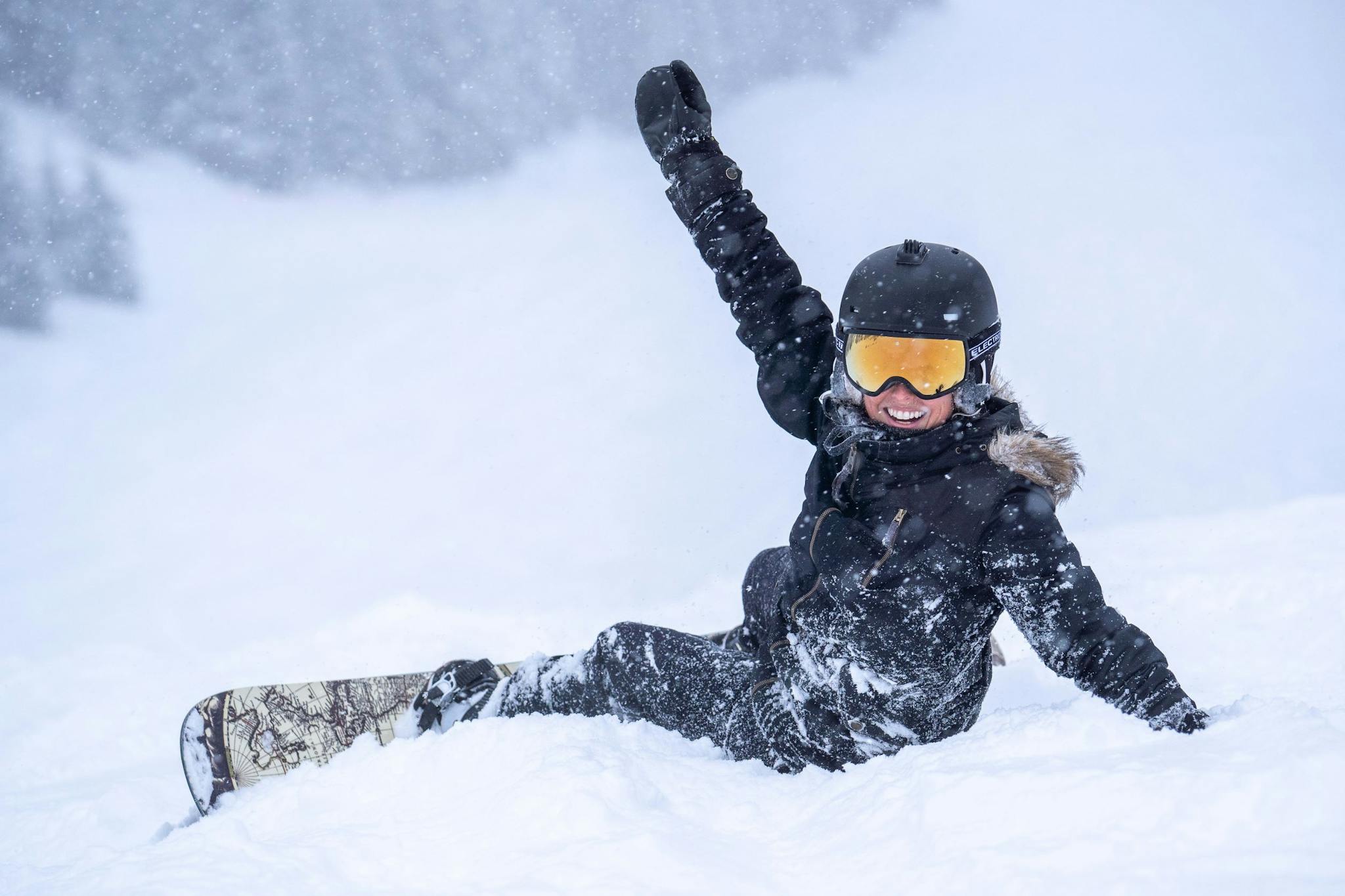 Snowboarder enjoying fresh powder