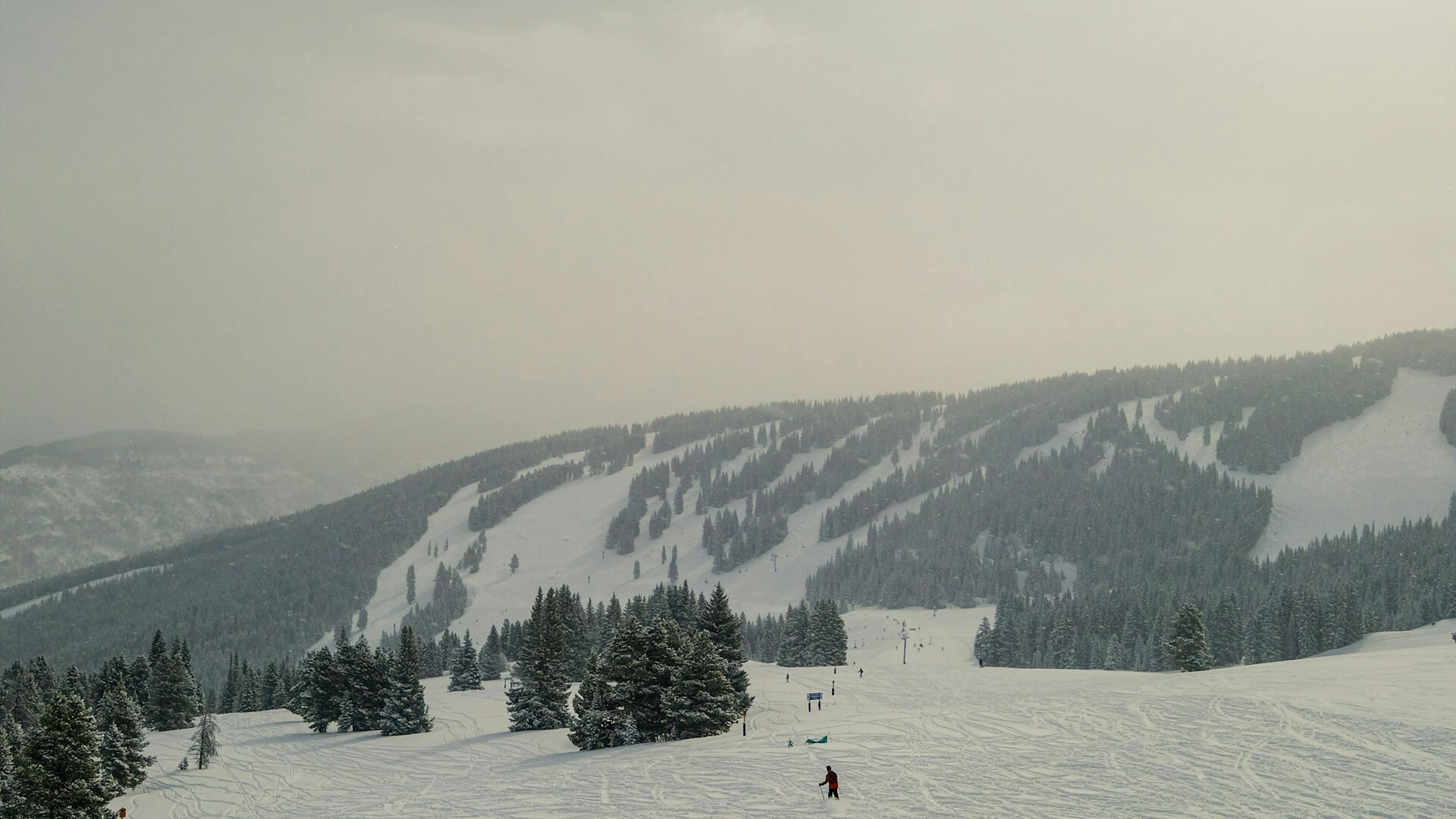 Vail-GoreRange_2021-03-30_09-49am.jpg