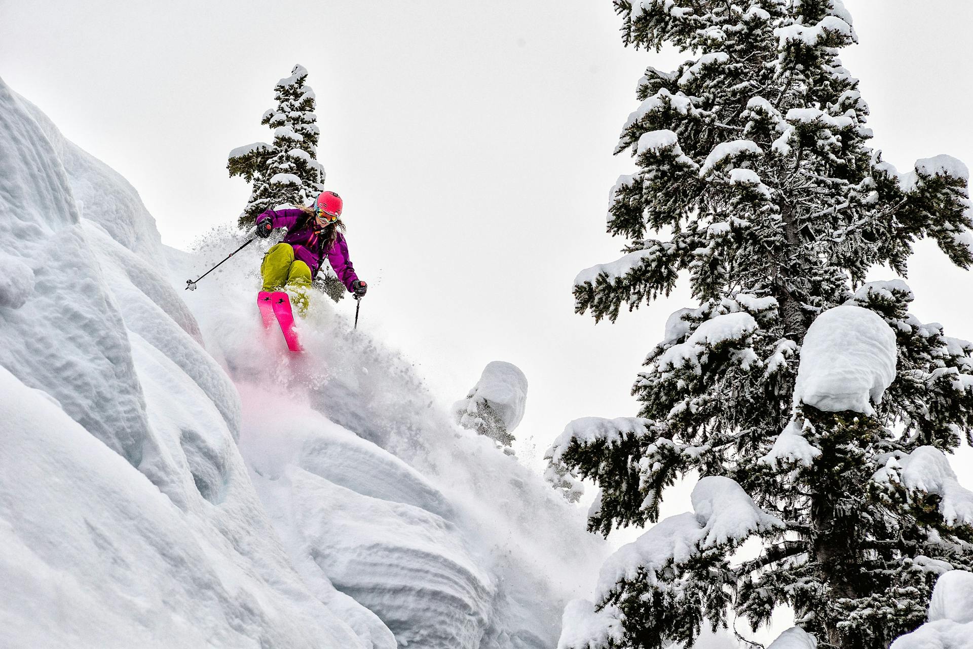 Heliskiing in Canada with Last Frontier.