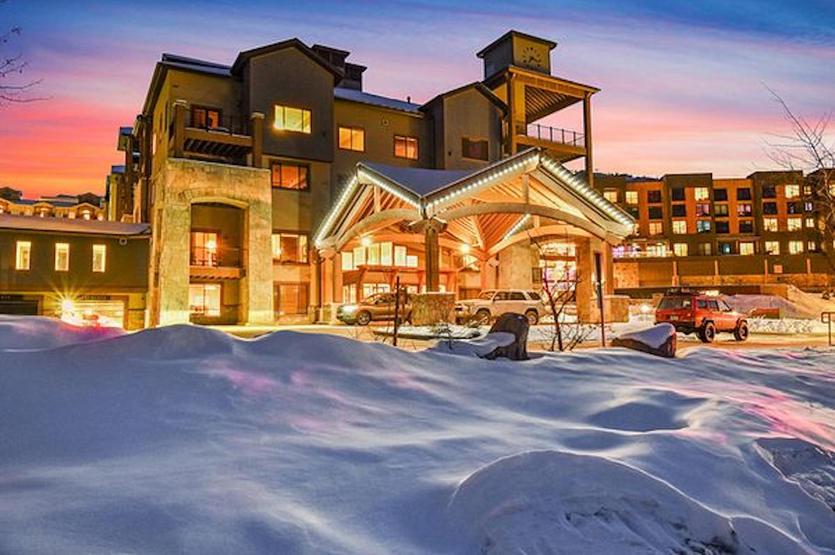 Exterior of Silverado Lodge by Park City  in winter