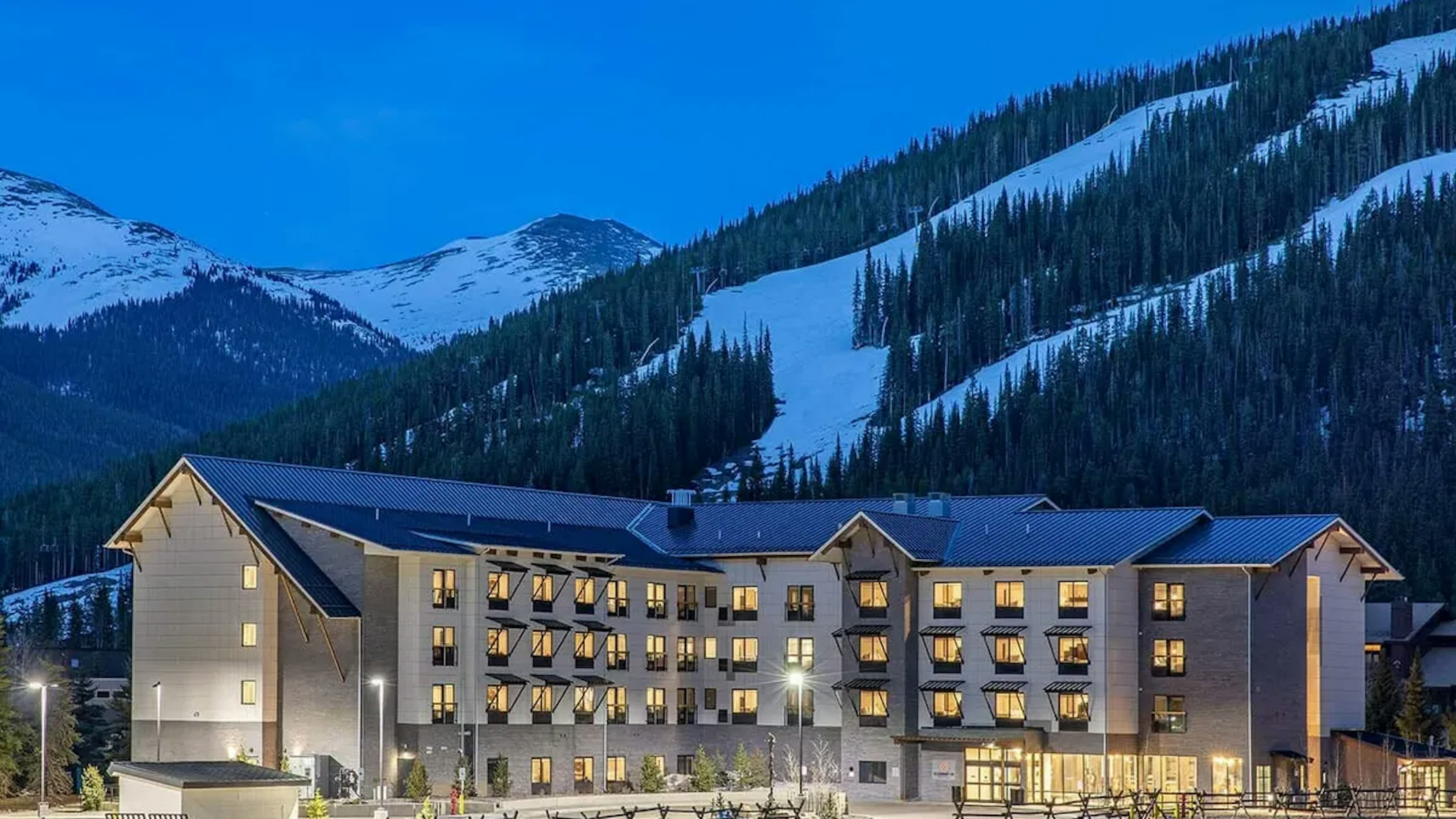 Exterior of Cambria Hotel Copper Mountain in winter