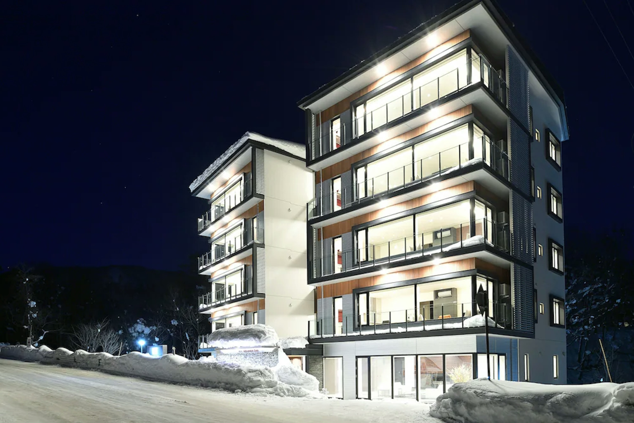 Exterior of Mountainside Hakuba in winter