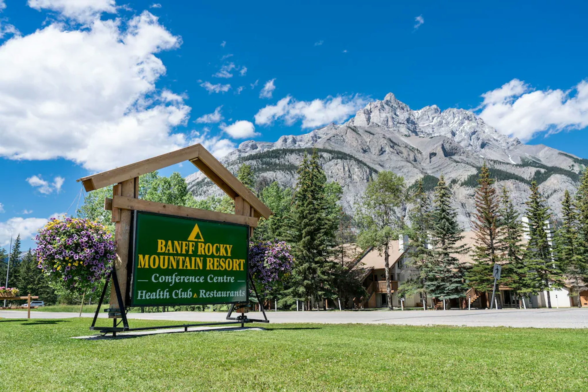 Banff Rocky Mountain Resort