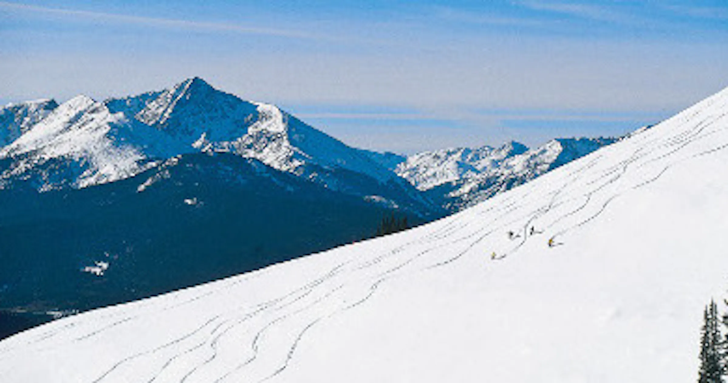 vaildestinations.com logo