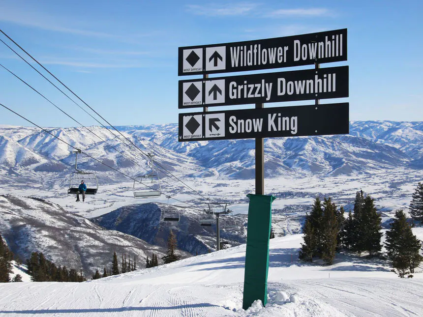Snowbasin black run view