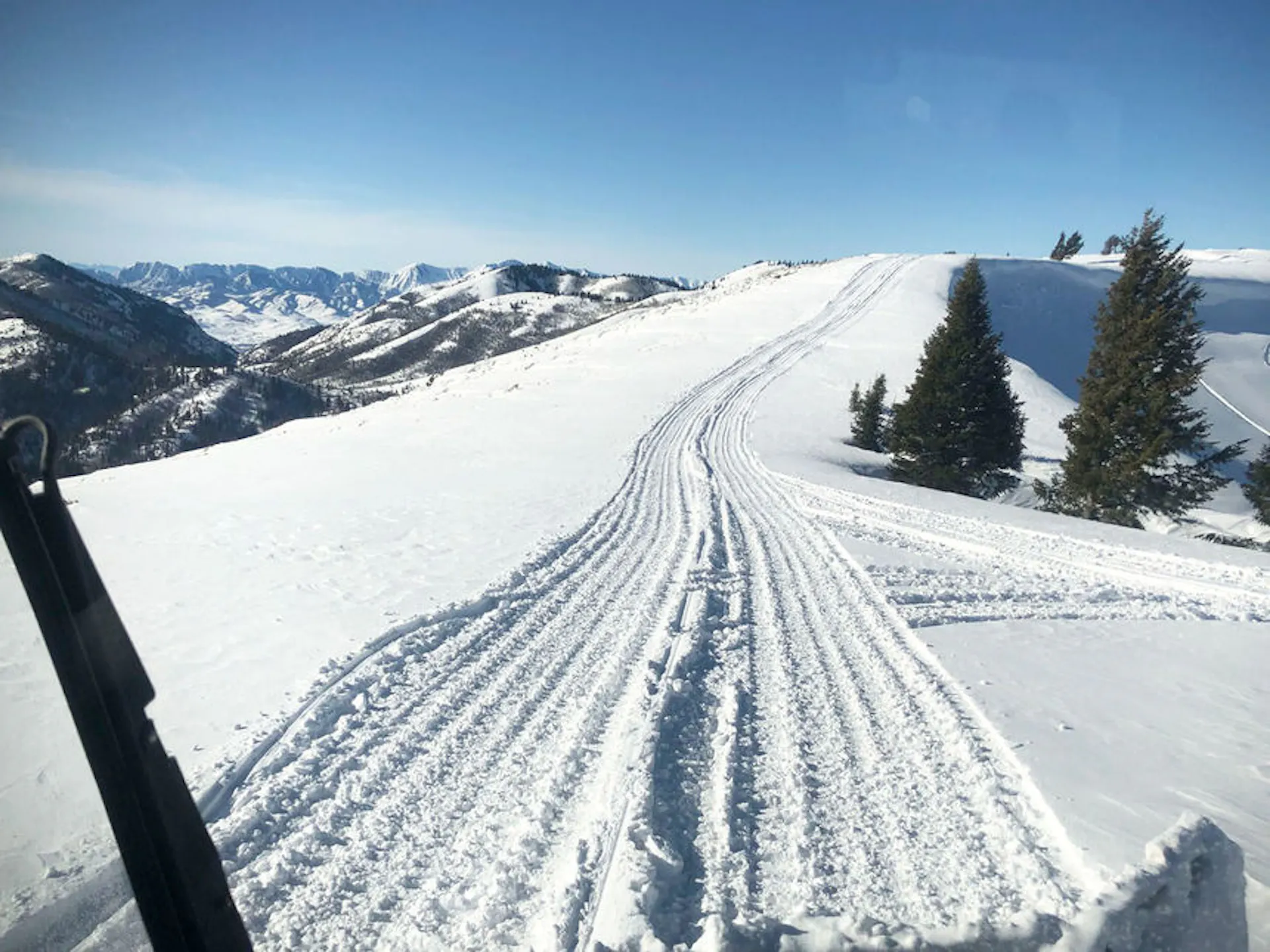 Catskiing at Whisper Ridge