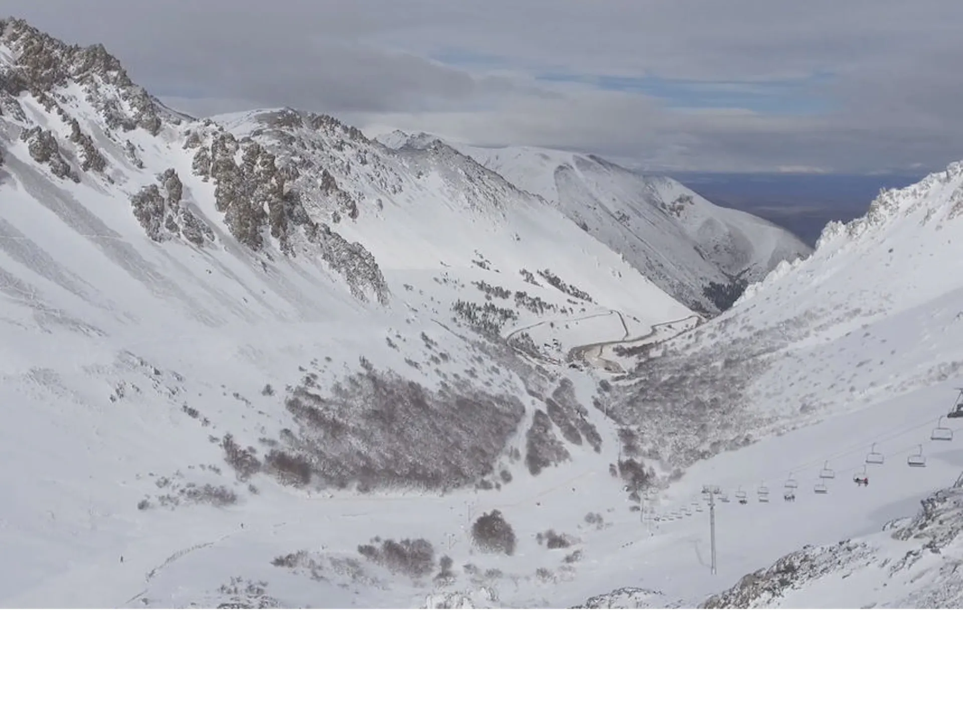 Small and quiet La Hoya is perfect for families