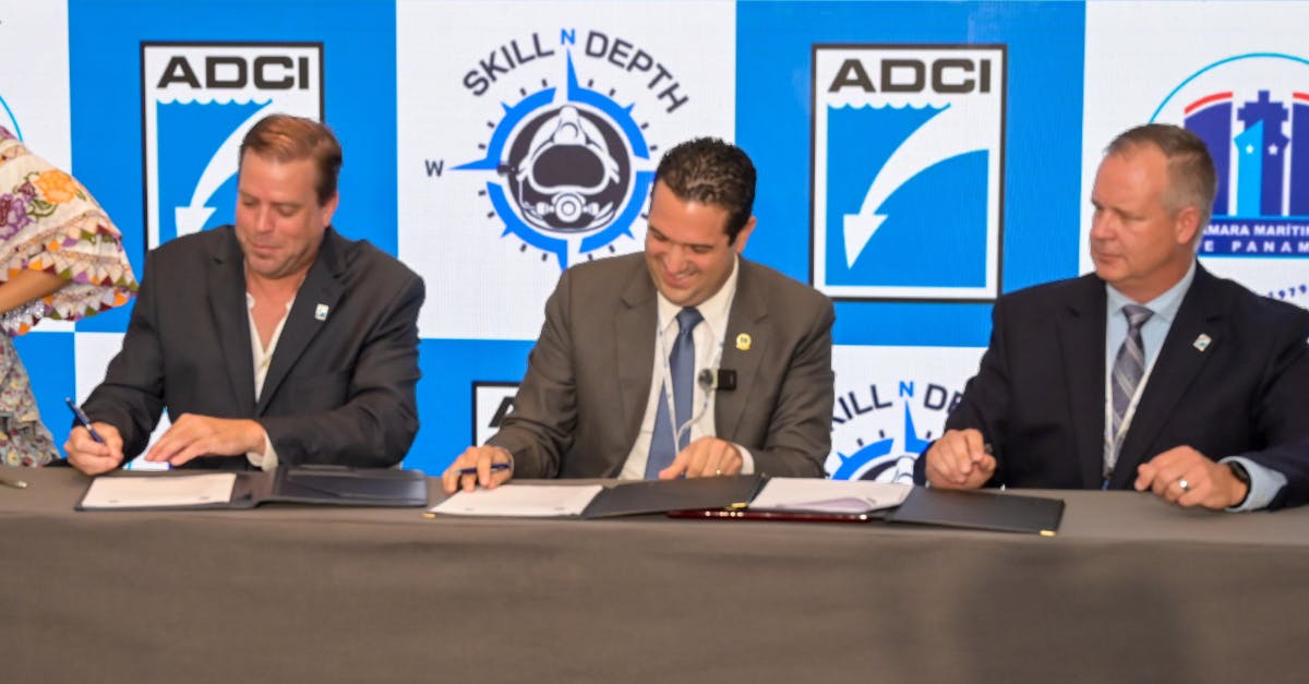 Anthony Greenwood, CEO, Skill N Depth, Rene Gomez, President, Panama Maritime Chamber & Don Wilkins, President, ADCI