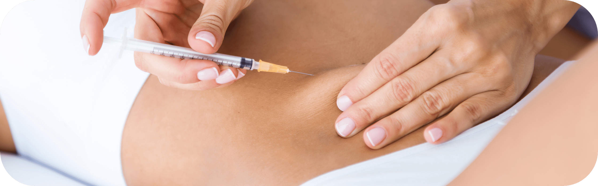 woman having Body Fat Dissolving Injections