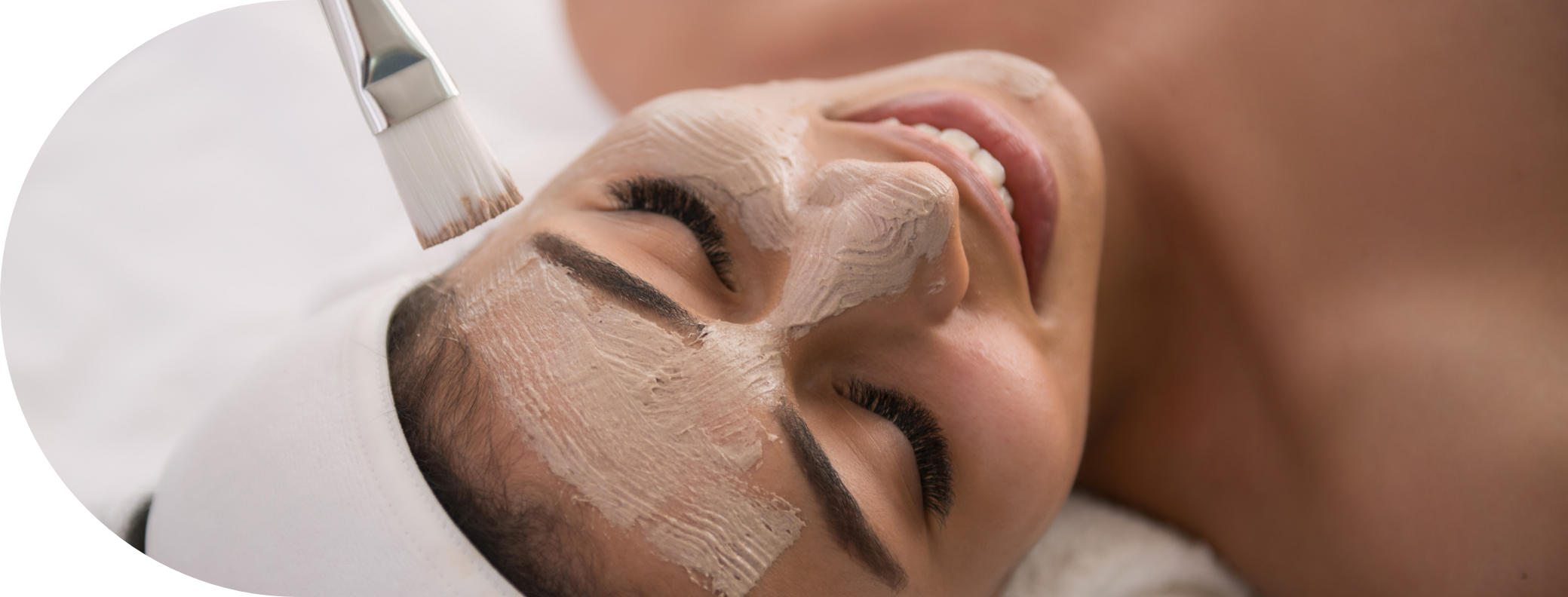Woman having Dermamelan peel treatment
