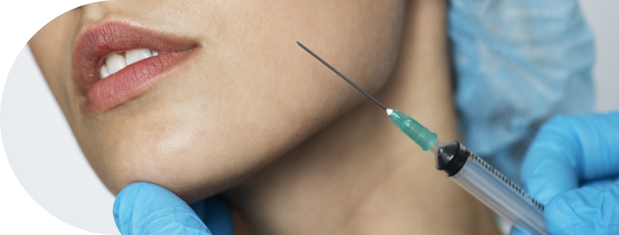 woman having anti wrinkle treatment