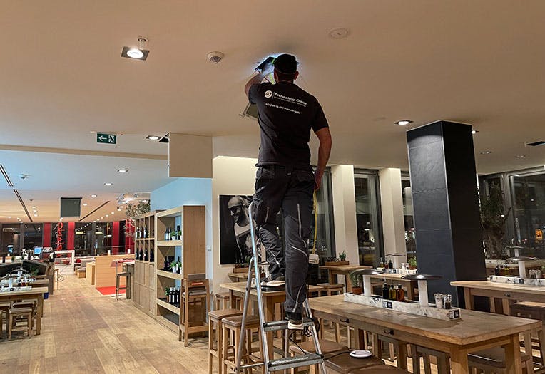 SLT stattet Vapiano mit Technik aus