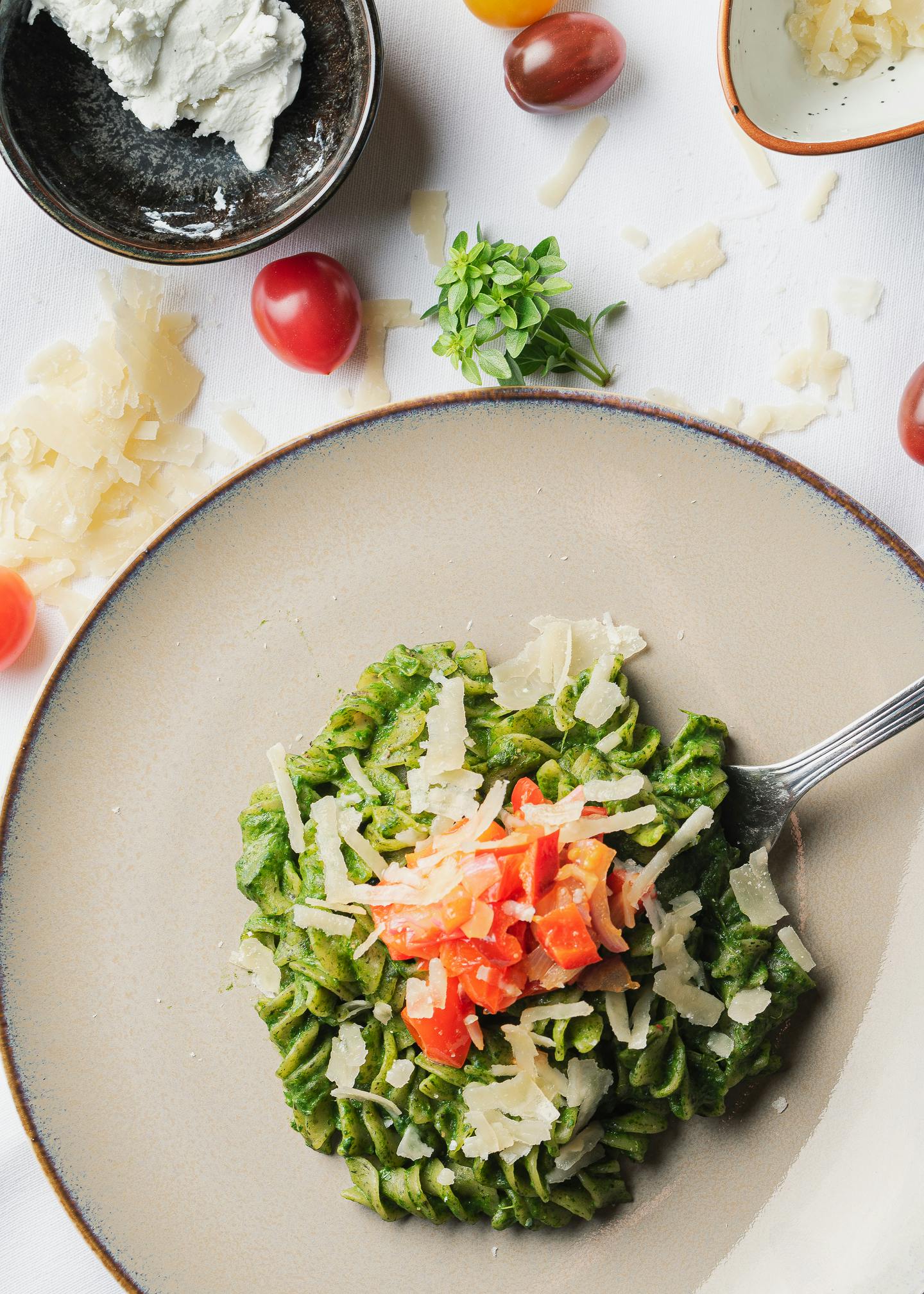 Fusilli Tuinkruiden met spinazie-pesto