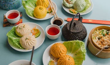 YOOM GUA BAO & RICE BOX