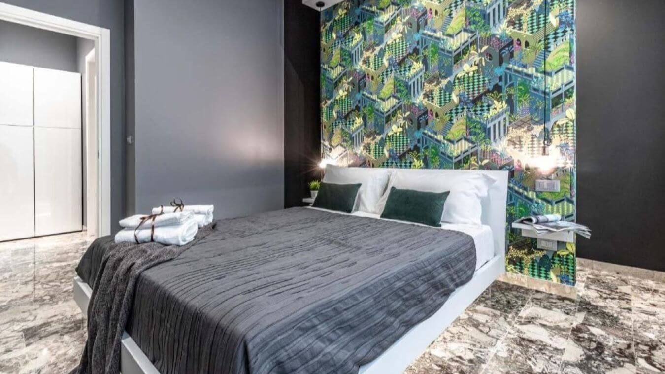 Ugo Bassi Apartments