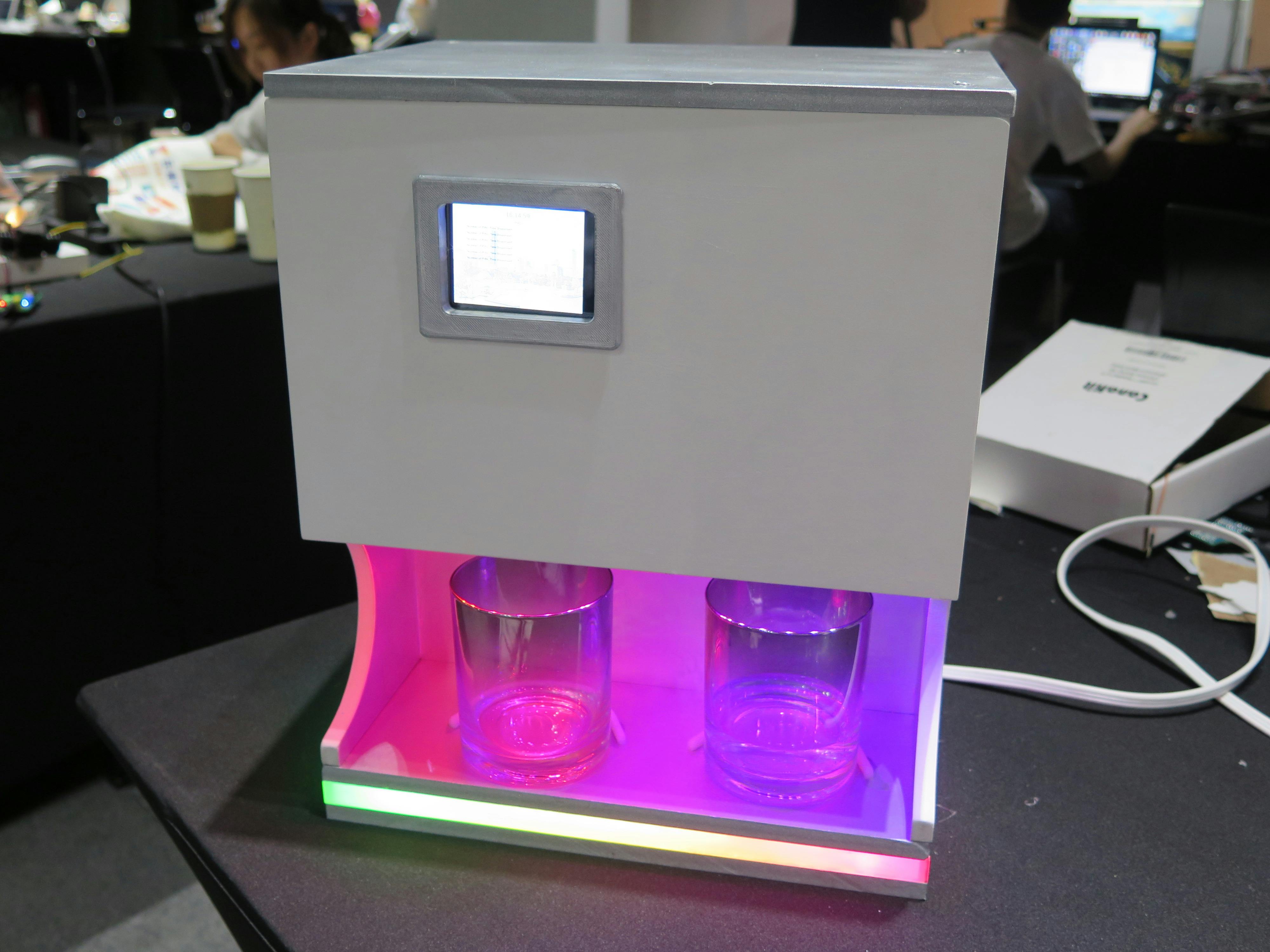 prototype of smartypill dispenser