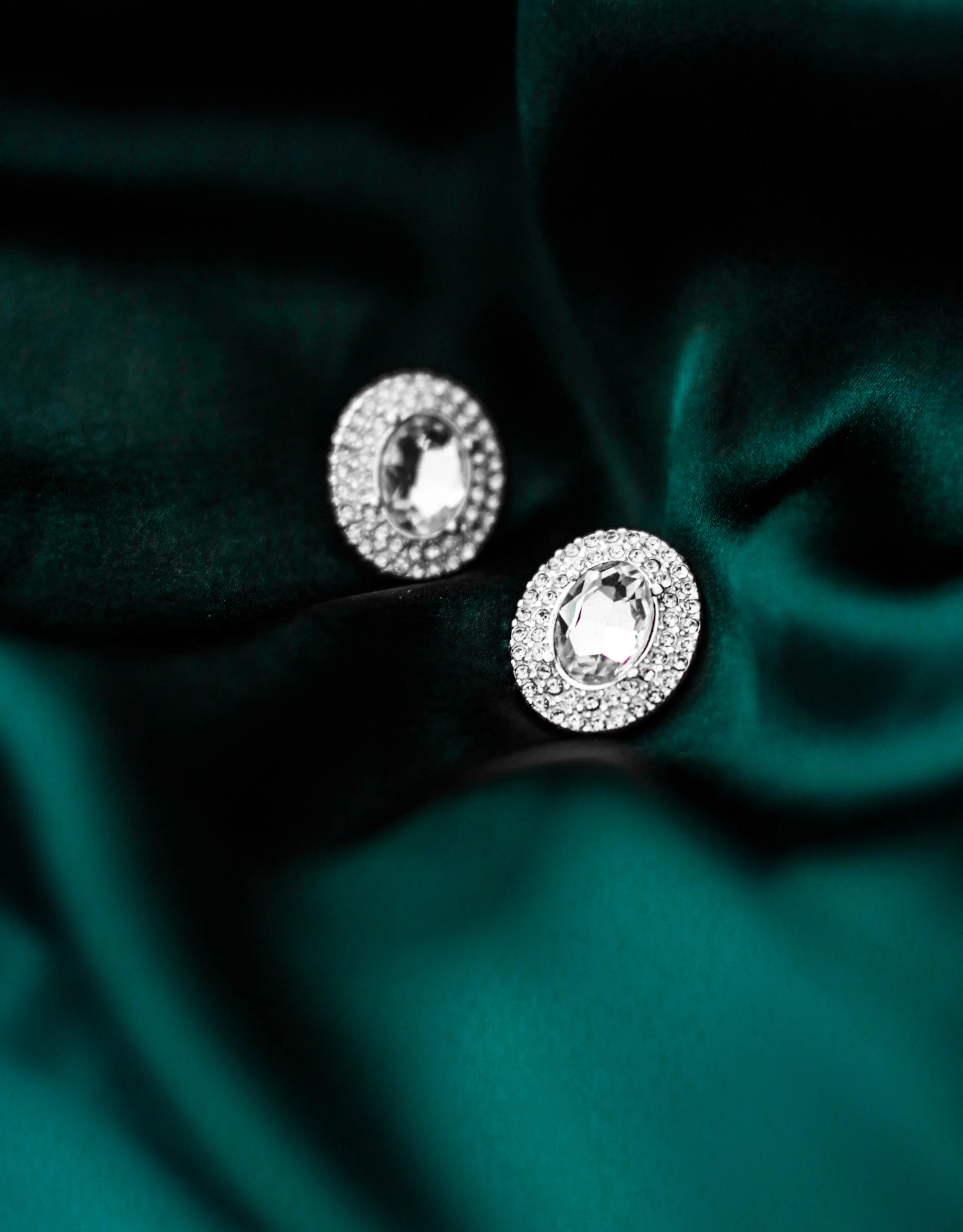 Diamond Jewelry Stores in Vancouver, BC - SMC Diamonds