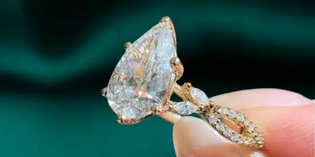 Christmas Gift Guide: Diamond Jewelry Gifts Ideas