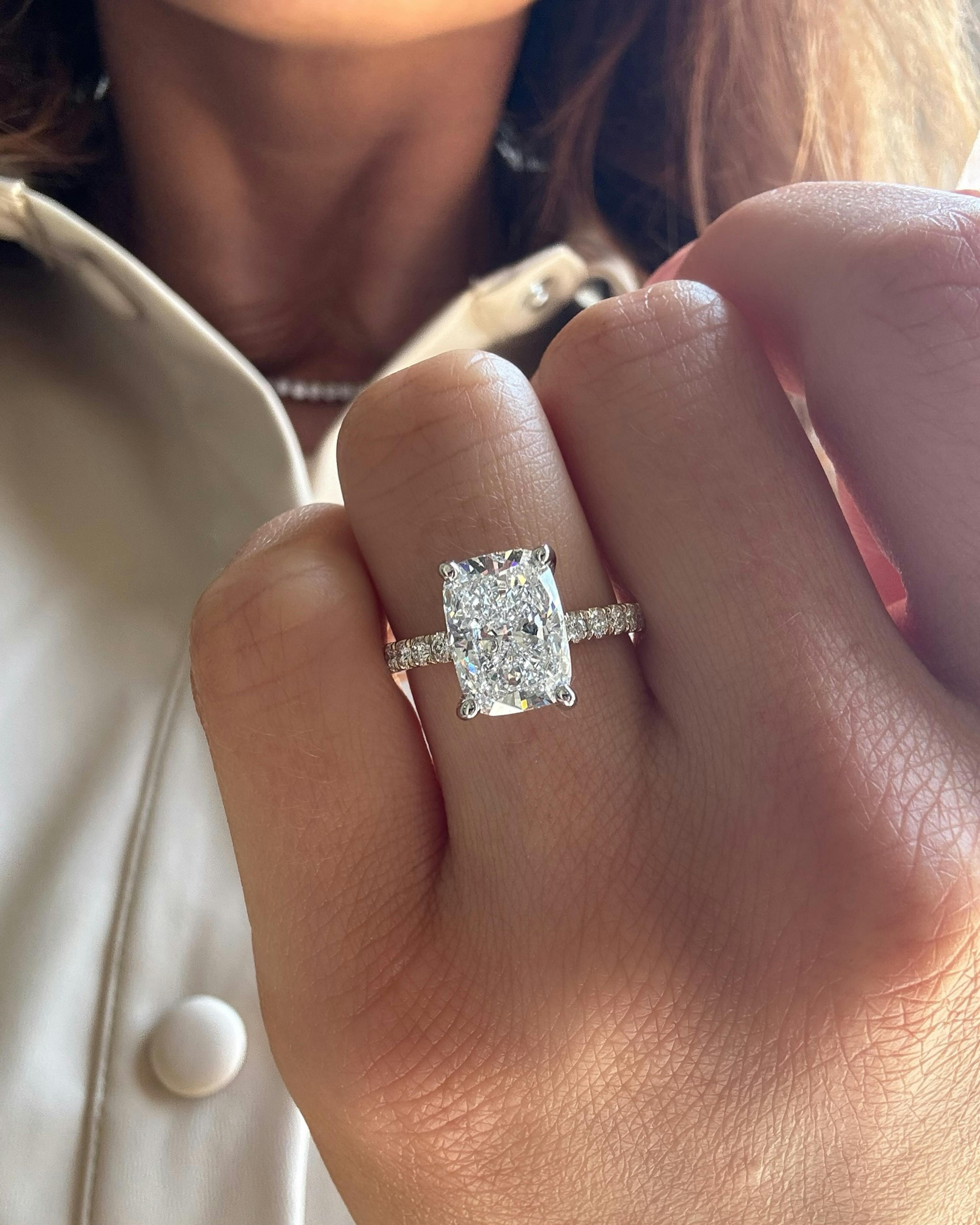 Modern / Minimalist Rings