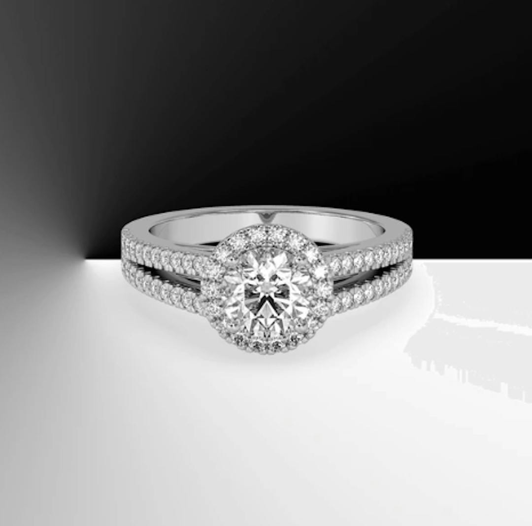 Halo diamond engagement ring