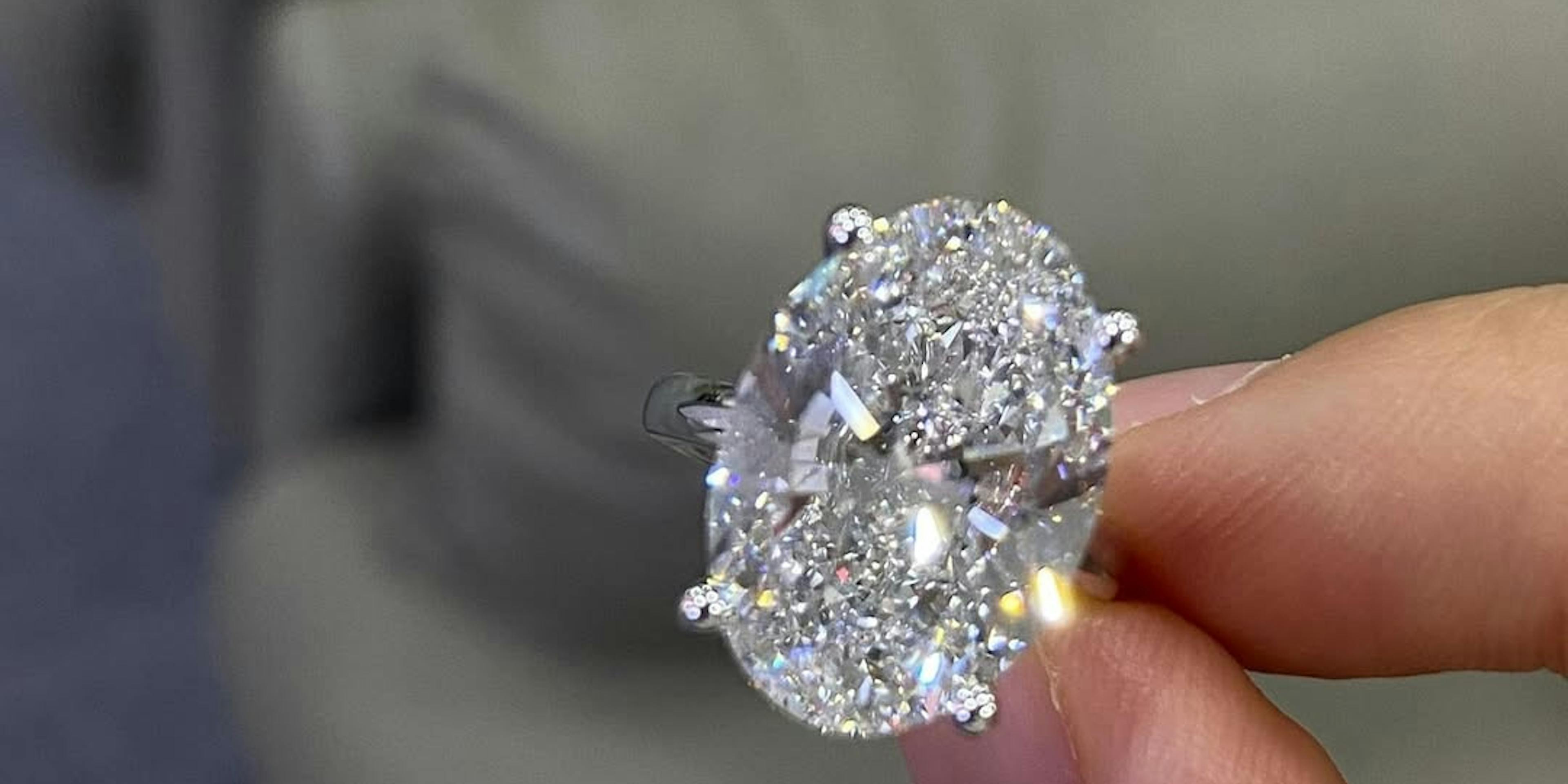 How to Measure Ring Size at Home Accurately With Ring Size Chart