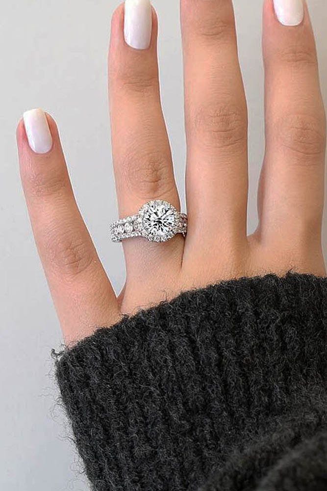 Solitaire-Style Commitment Rings