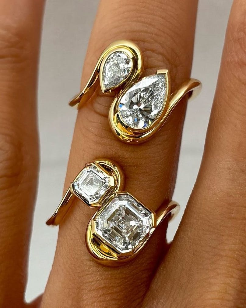 Bezel Toi et Moi or Three-Stone Designs