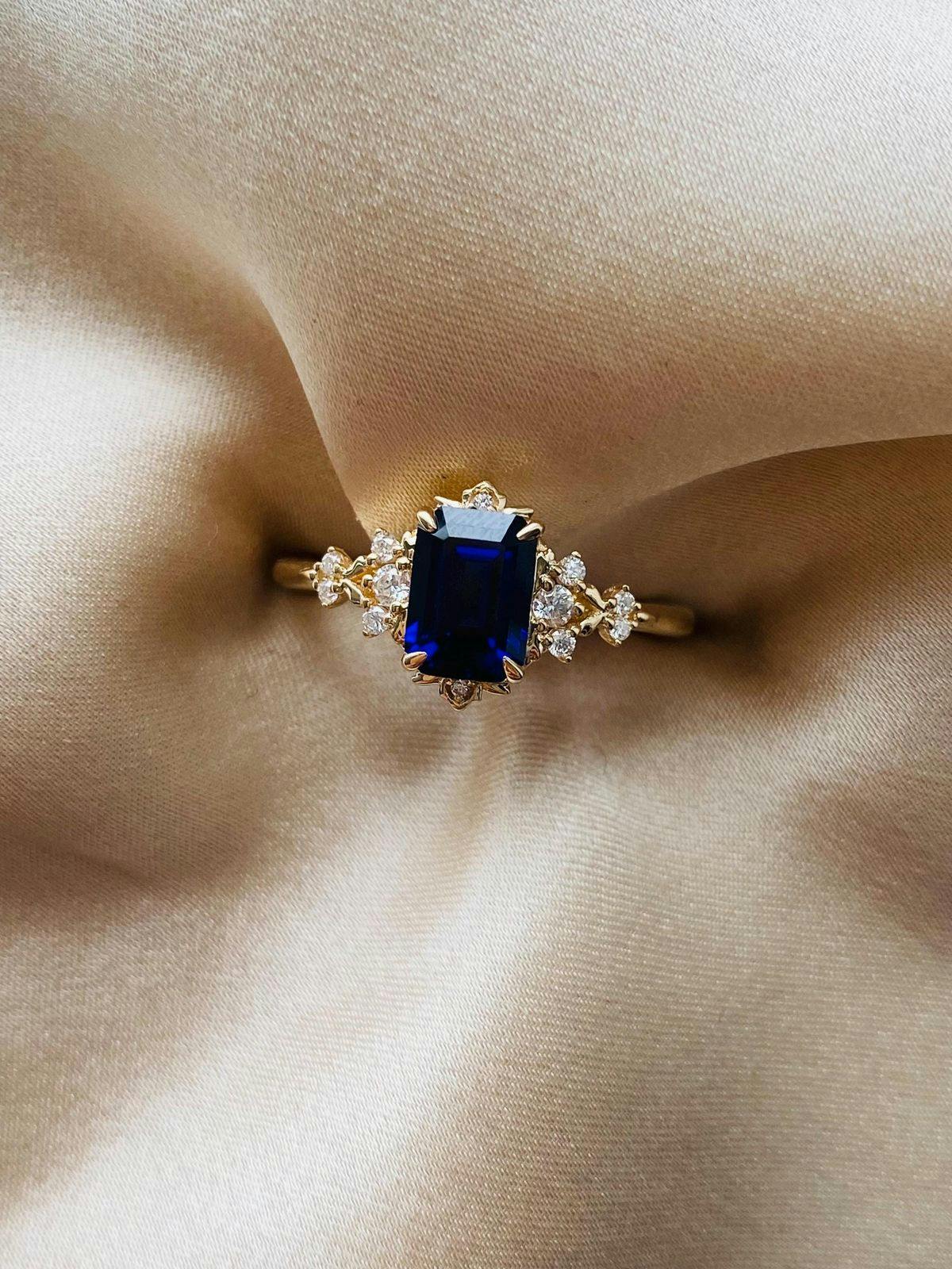 Sapphire Engagement Rings