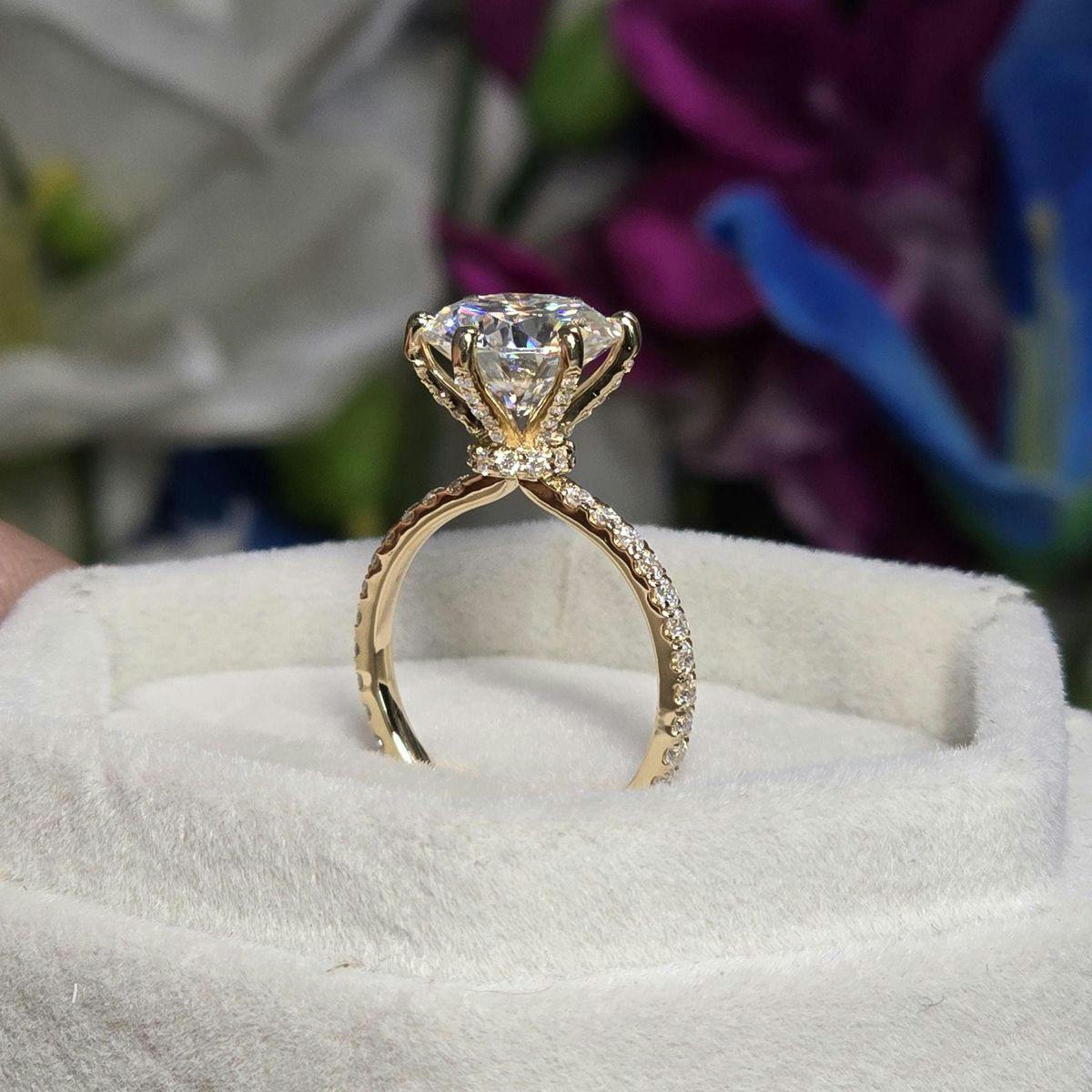 Hidden Pavé (For the Bride Who Loves Details)